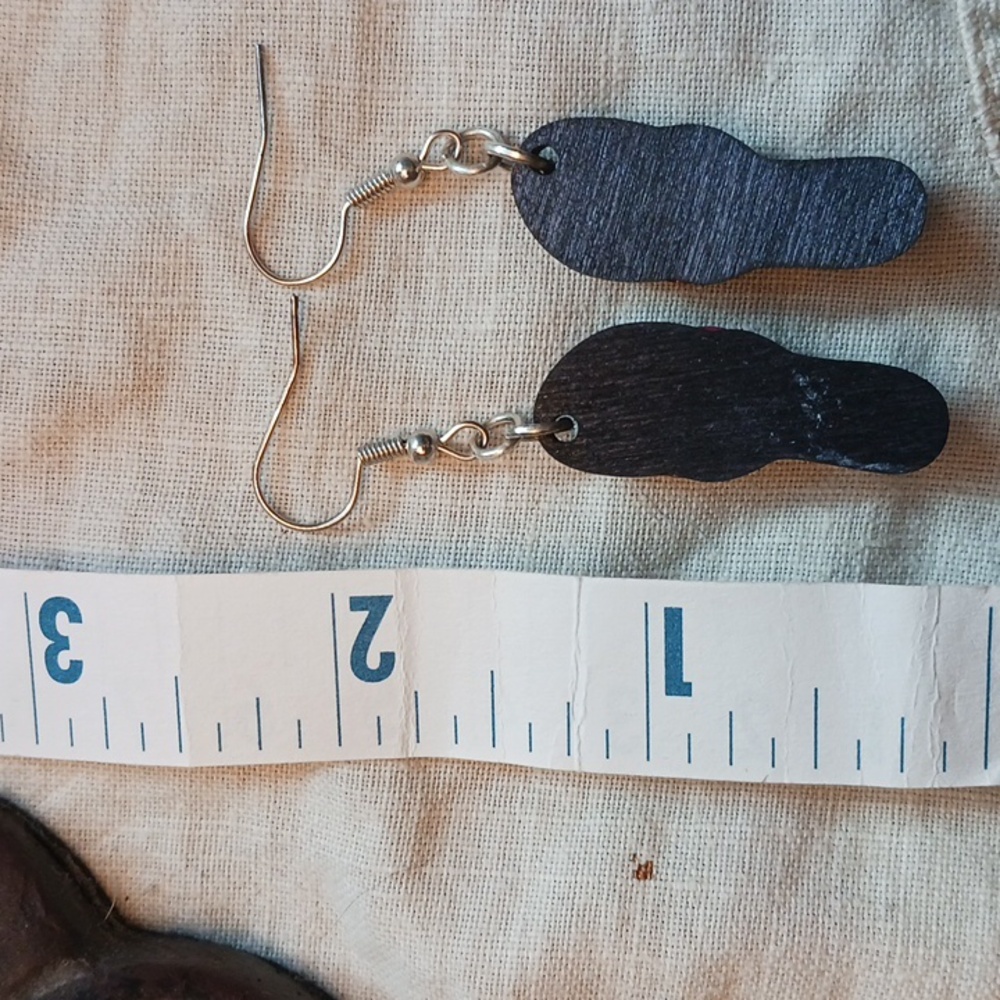 Flip Flop Earrings - Picture 4 of 5